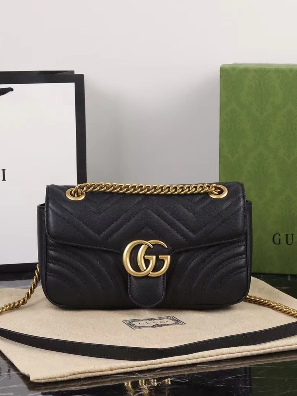 🎶 GUCCI GG Marmont Matelasse Mini shoulder Bag